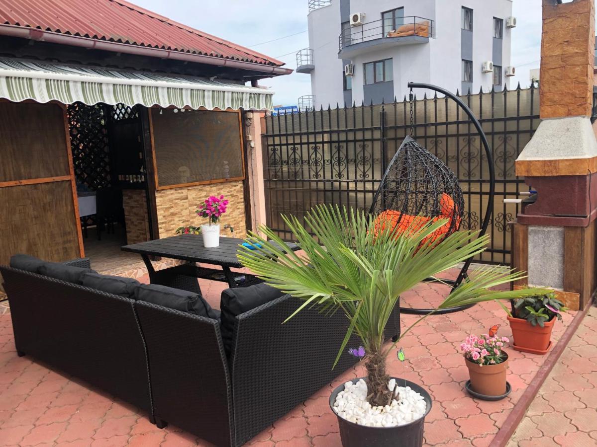 Sea Breeze Rooms Mamaia Nord Navodari Exterior photo